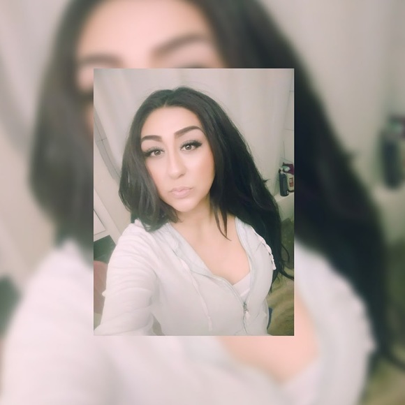 Meet your Posher, L0rena - Picture 1 of 1